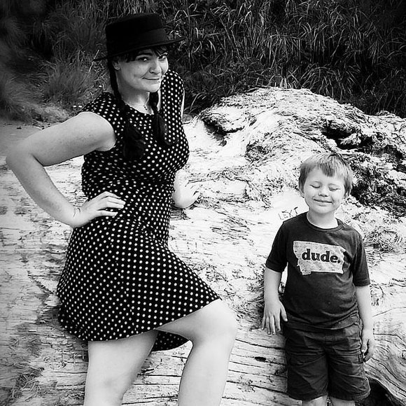 Meet your Posher, Jess - Picture 1 of 1